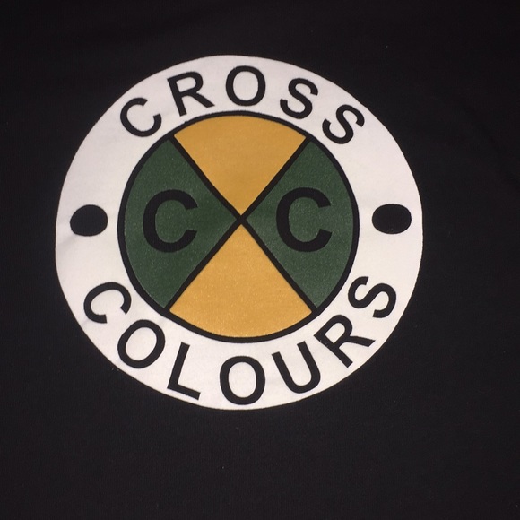 cross color crop top - Picture 2 of 4